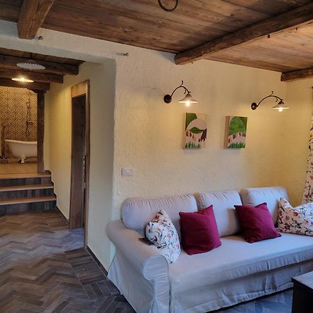Rose Garden Apartment Ljubno ภายนอก รูปภาพ