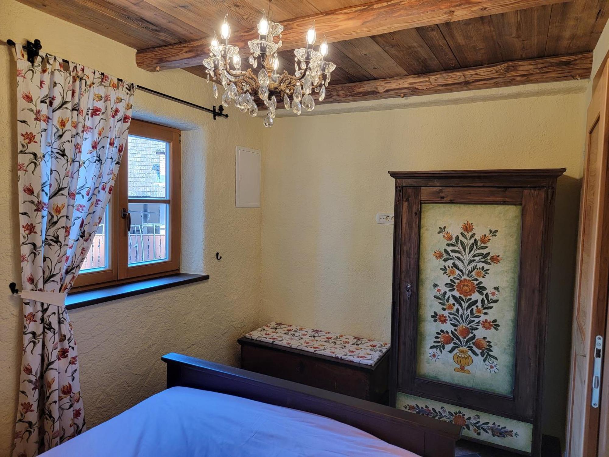 Rose Garden Apartment Ljubno ภายนอก รูปภาพ